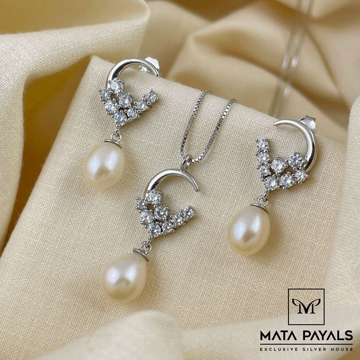 Beauti Rhodium Pendant Set