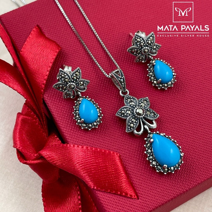 Exclusive Blue Pendant Set