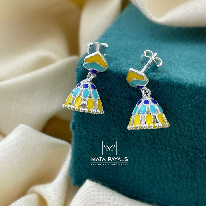 Mesmerizing Silver Earring