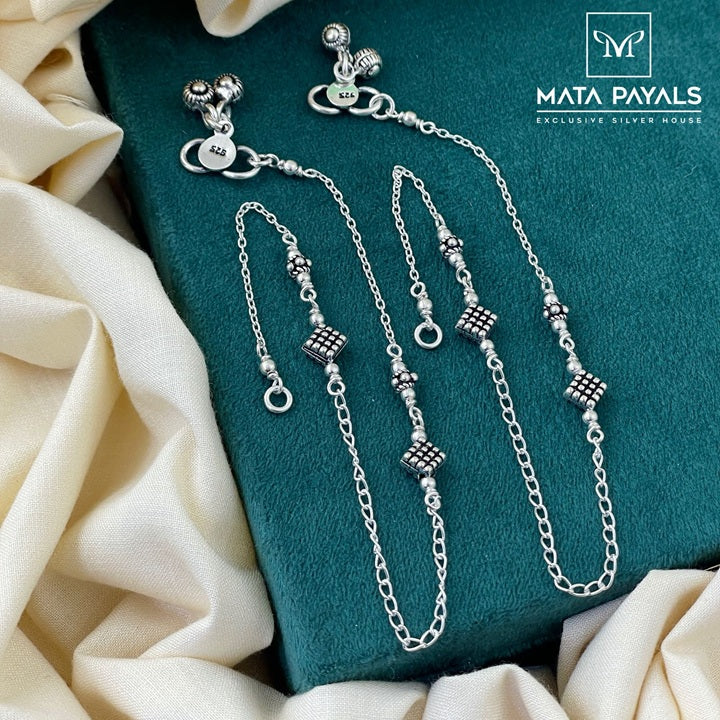 Shiny Oxidised Anklet