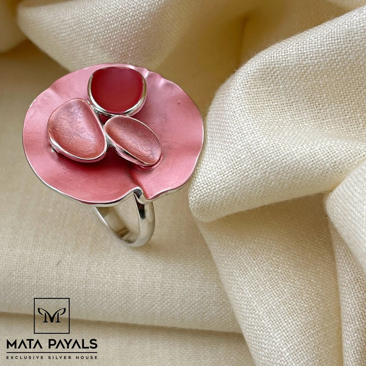 Enamel Peach Finger Ring