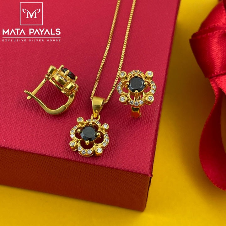 Small Floral Pendant Set