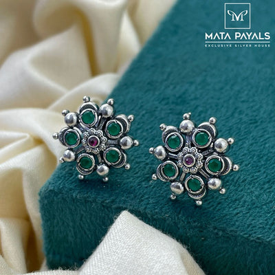Unique Green Stud