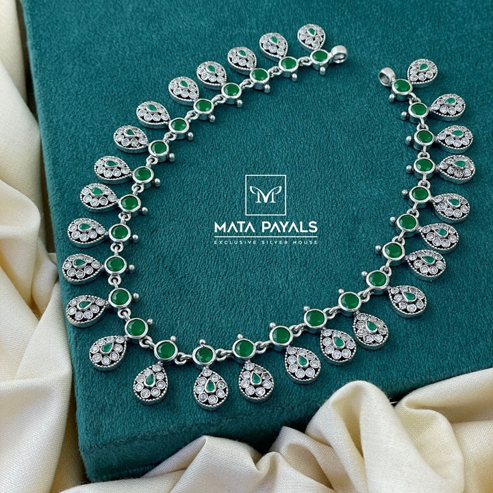 Charming Green Necklace