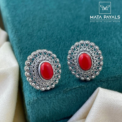 Exclusive Silver Stud