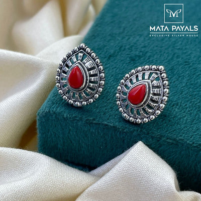 Coral Tilak Stud