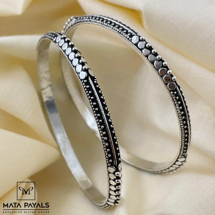 Incredible Oxidised Bangle