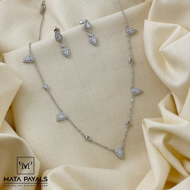 Charming Zircon Silver Pendant Set