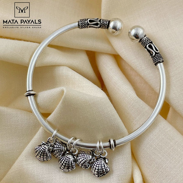Dazzling Oxidised Kada