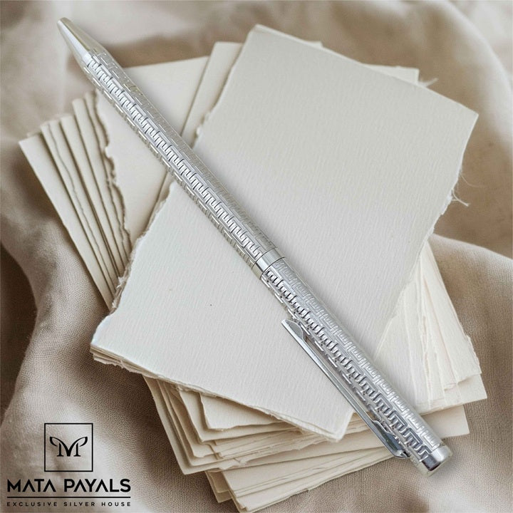 Charming Plain Pen
