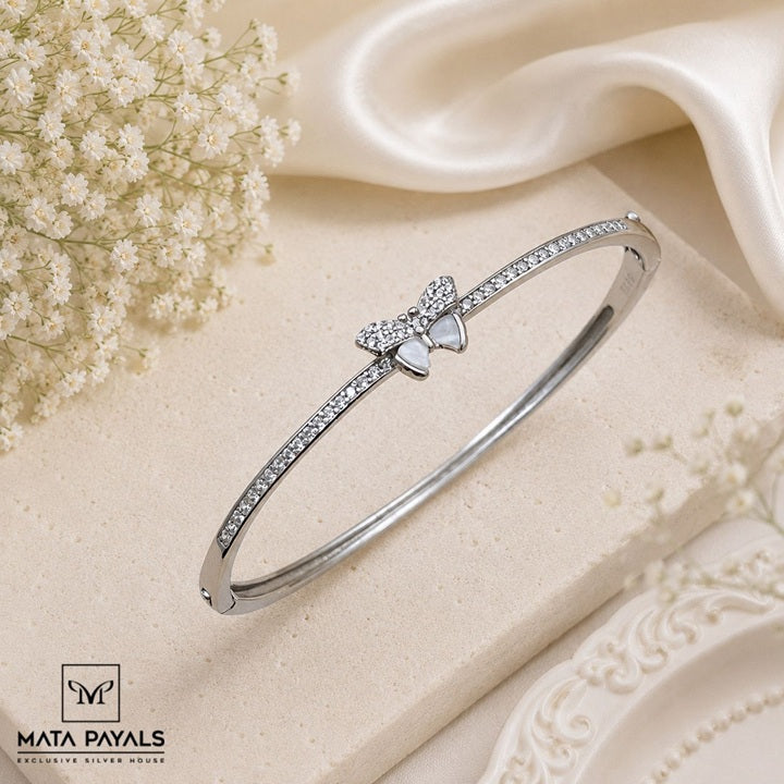 Stylish Zircon Kada