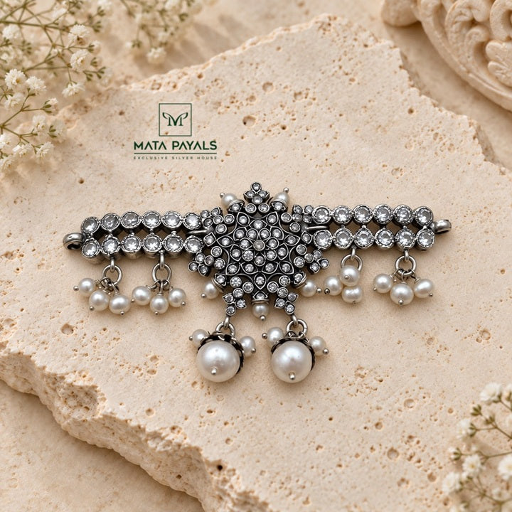 Ravishing Silver Choker