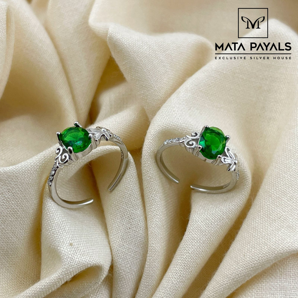 Charm Green Toe Ring