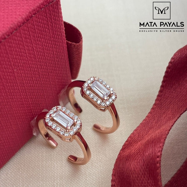Classy Rose Gold Toe Ring