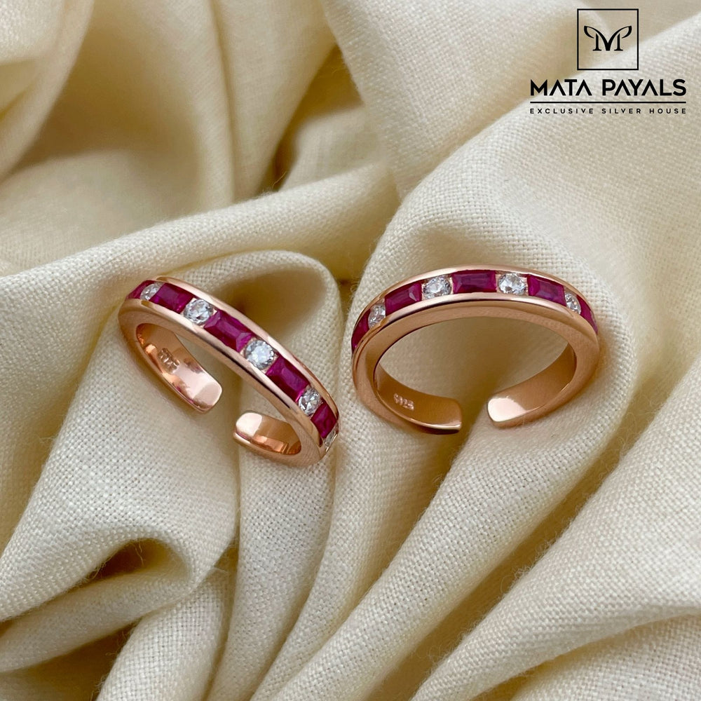 Attractive Stone Toe Ring