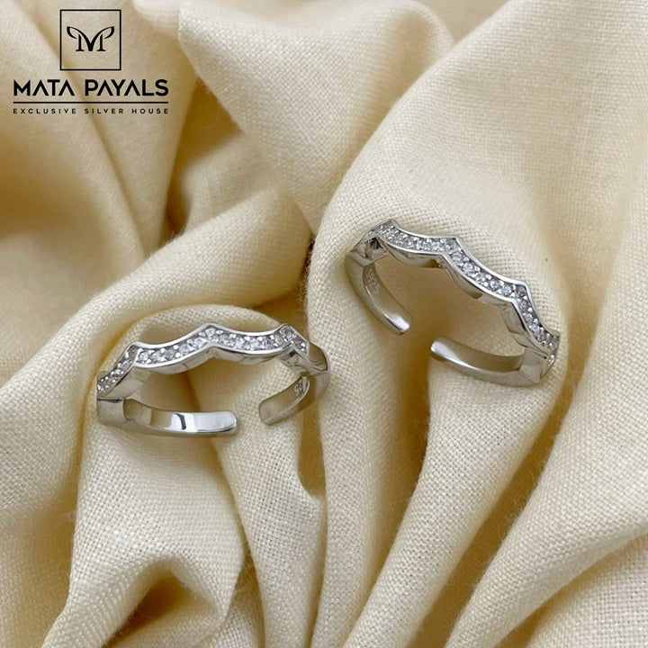 Fancy Design Toe Ring