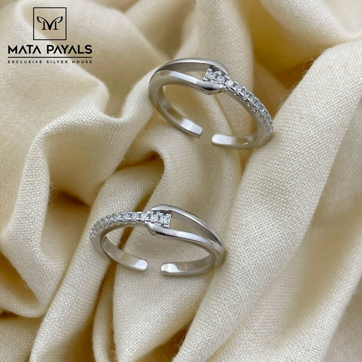 Simple Zircon Toe Ring