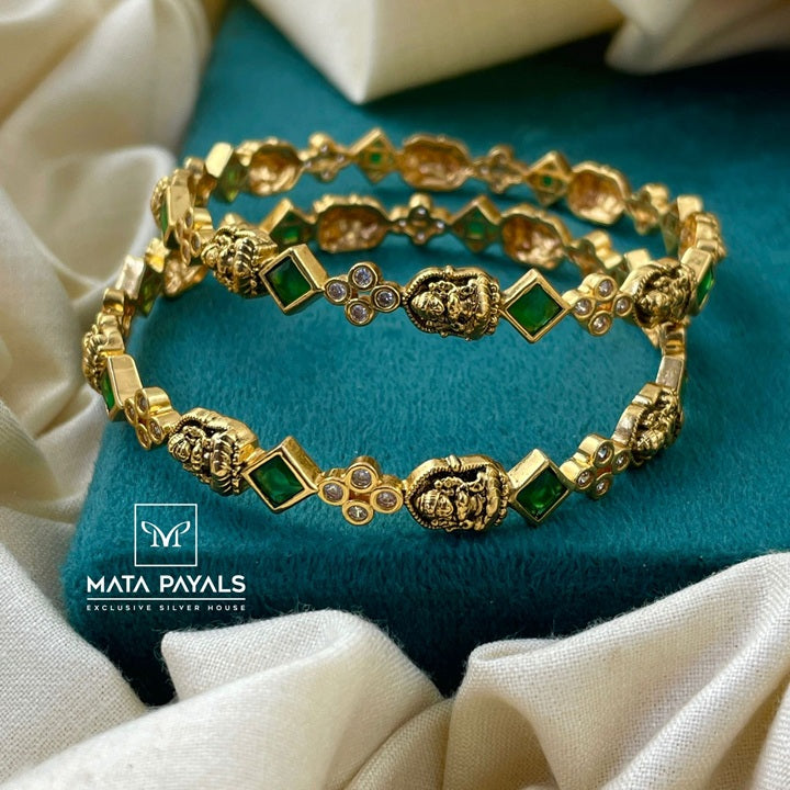 Beautiful Green Stone Bangle