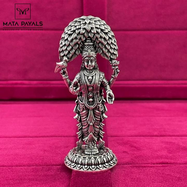 Vasavi Oxidised Idol