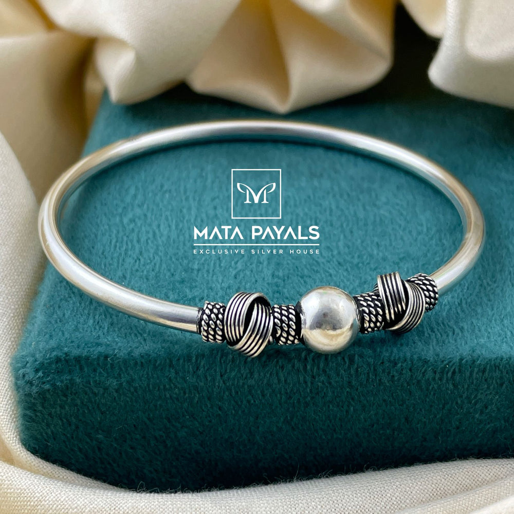 Fabulous Silver Kada