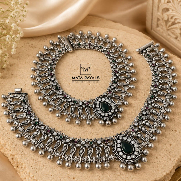 Dime Piece Oxidised Cut Stone Payal