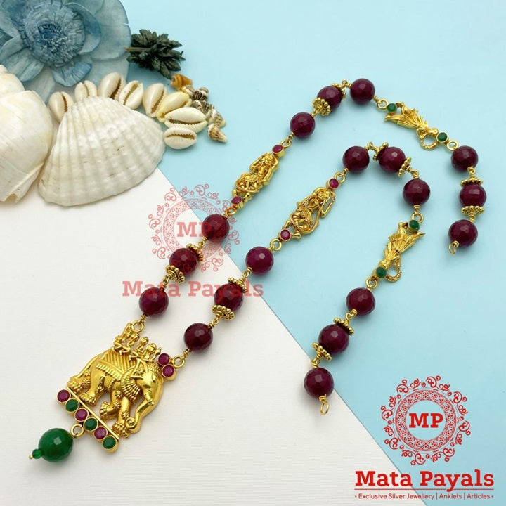 Beaming Gaja Ruby Onyx Hara