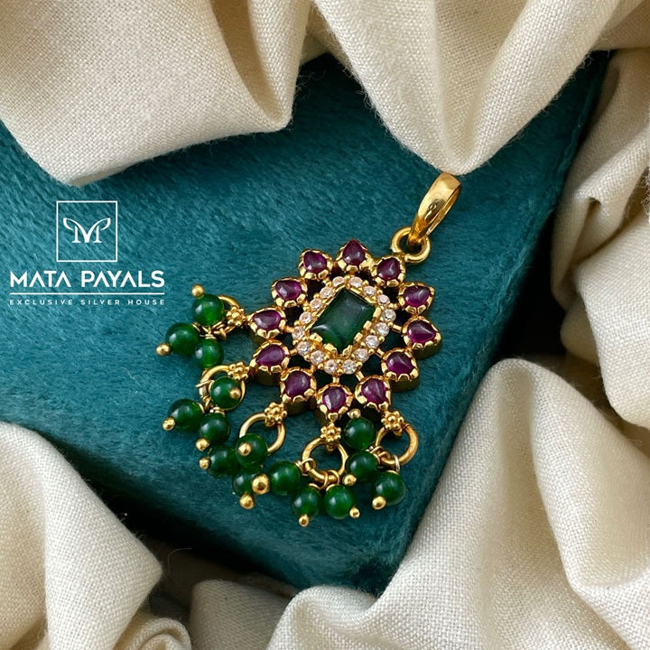 Green Beaded Cutstone Pendant
