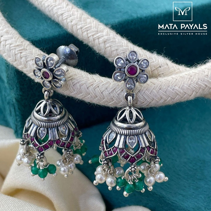 Beautiful Jumka