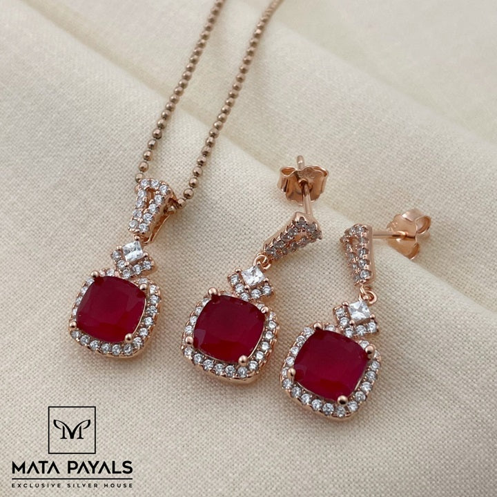 Red Square Pendantset