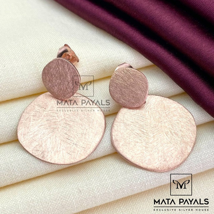 Rose Gold Sleek Earring