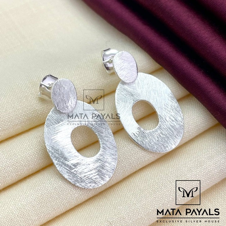 Stunning Silver Earring