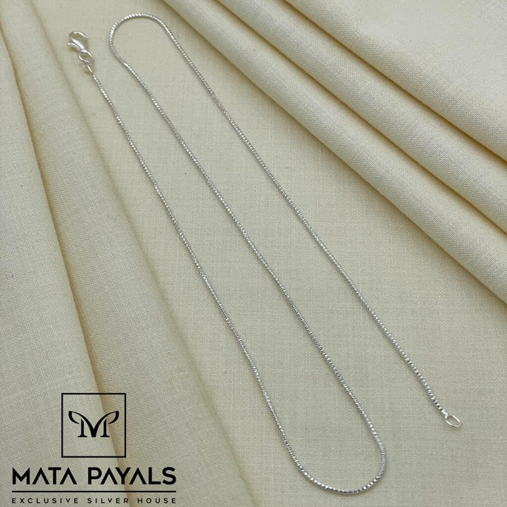 Stunning Silver Neckchain