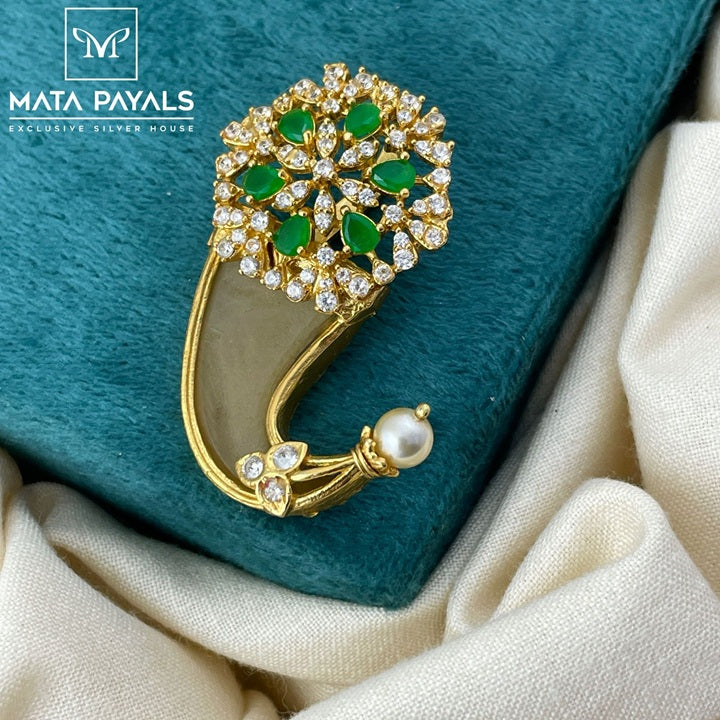 Simple Nail Design Pendant