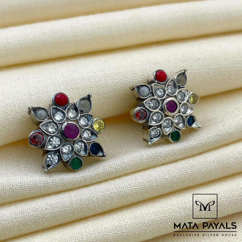 Vibrant Oxidised Stud