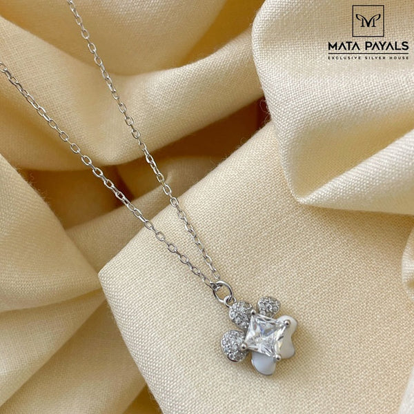 Pendant & Chain