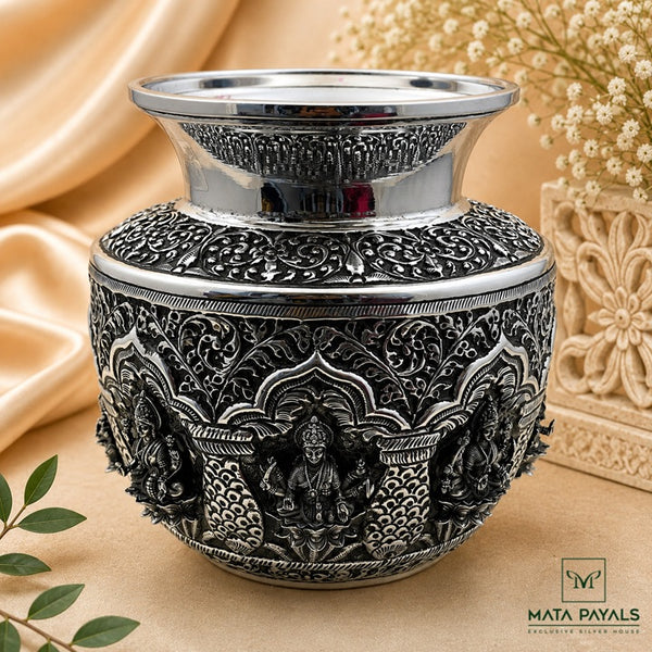 Luxurious Oxidised Kalasa