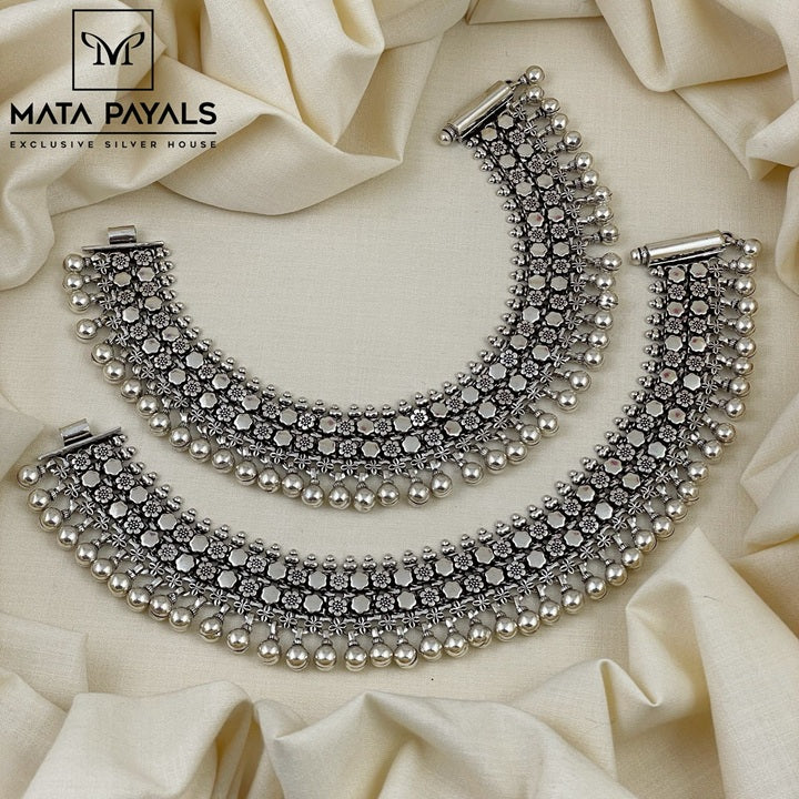 Traditional Oxidised Anklet