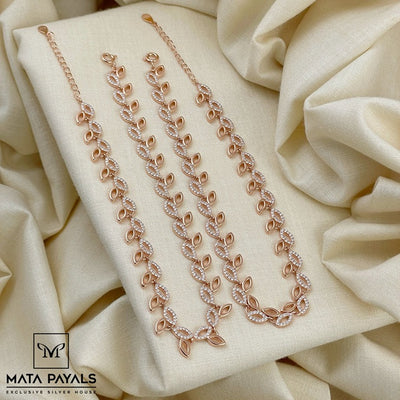 Superlative Zircon Anklet