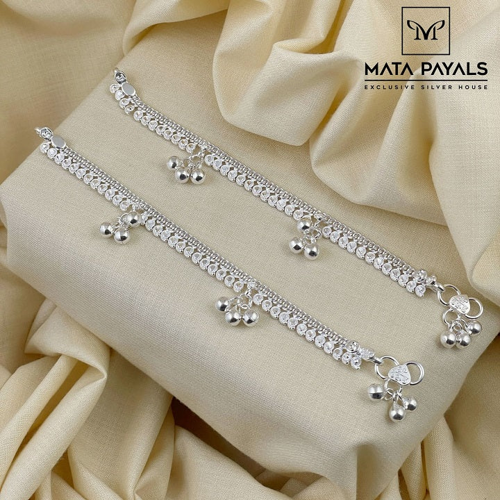 Silver Gold Payal Design Superlative Silver Anklet - Main Image