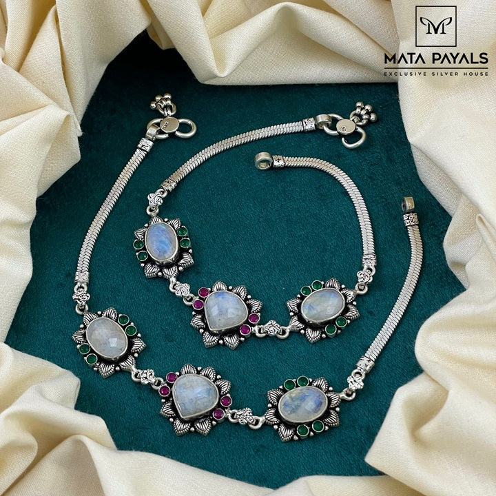 Gorgeous Cut Stone Anklet