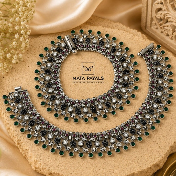 Magnificent Rosey Cut Stone Payal
