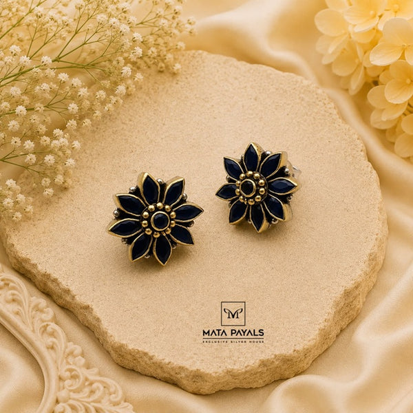 Floral Cut Stone Stud