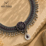 On Point Fire Floral Necklace