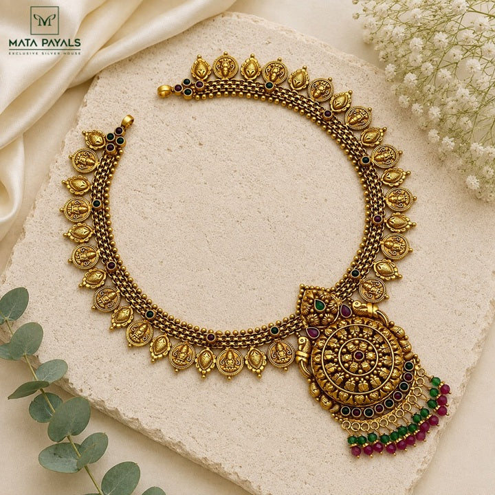 Elegant Gold Polish Necklace