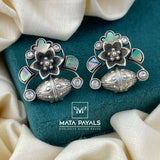Ravishing Oxidised Stud