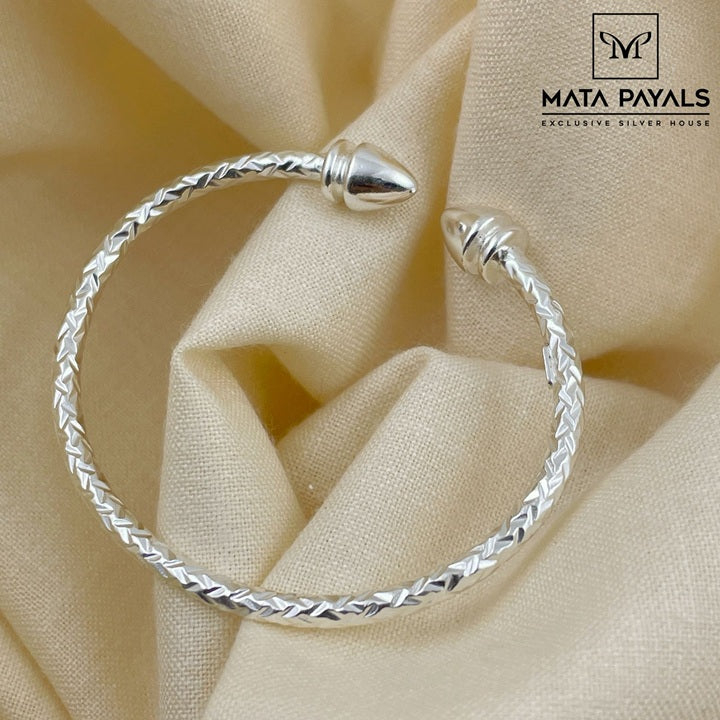 Fancy Silver Kadli