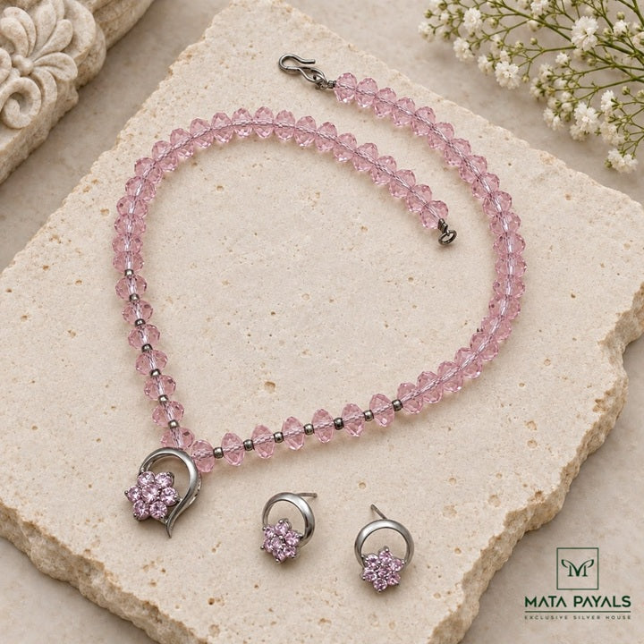 Elegant Pinkish Silver Necklace