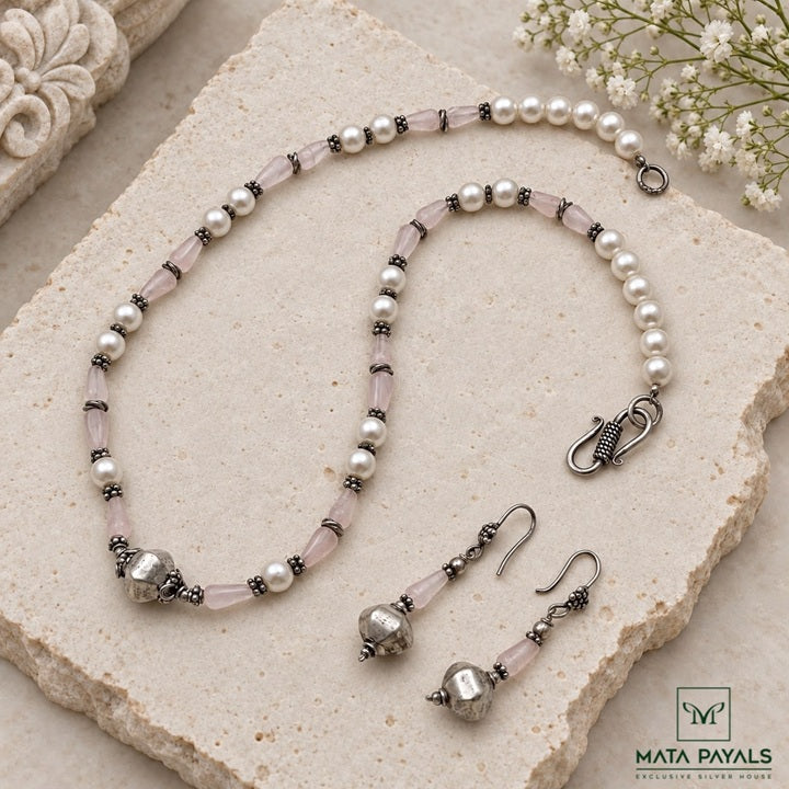 Elegant Beads Necklace