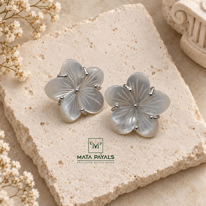 Cute Floral Stud