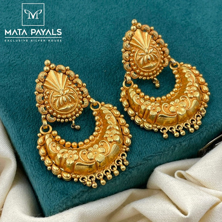 Unique Gold Plated Chandbali